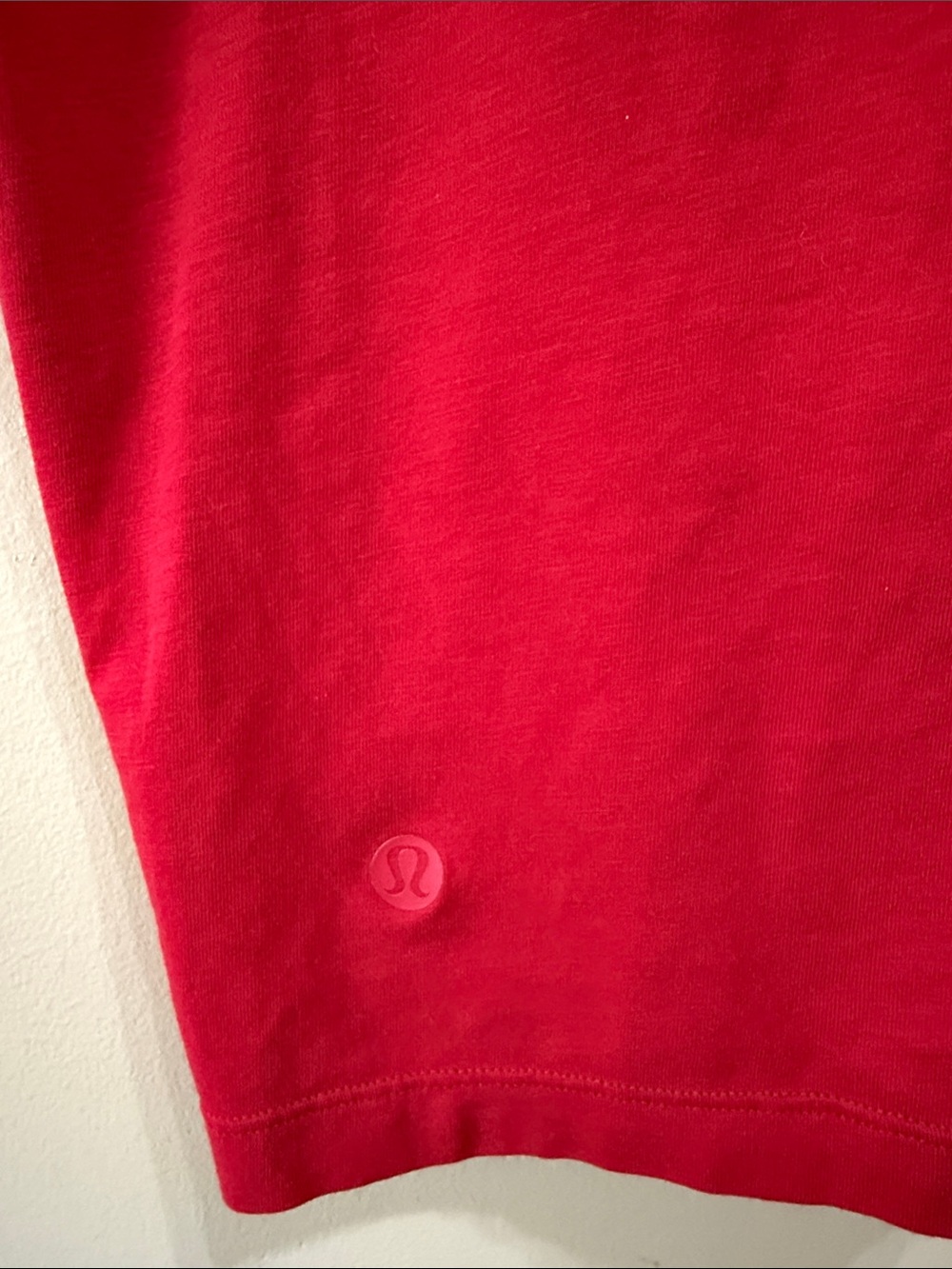 Lululemon Crescent Tee - Dark Red Size 6 Small Pima Cotton - Picture 6 of 7